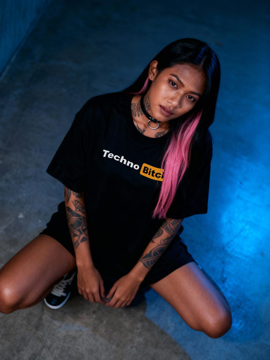 Techno Bitch - Premium T-Shirt