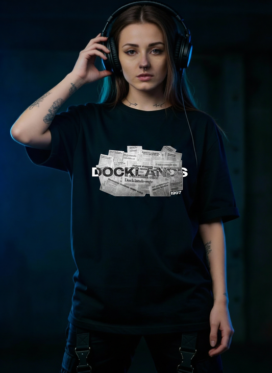 News - Premium T-Shirt