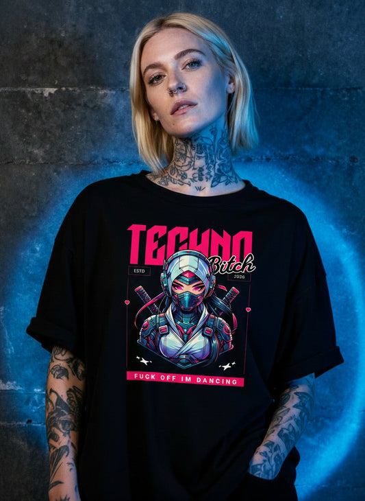 Nina Raver - Premium T-Shirt